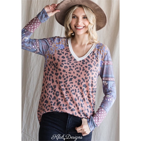 LAST 1! V Neck Color Block Floral/Animal Print Top - Picture 3 of 8